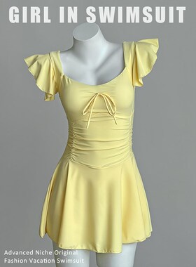 黄色连体泳衣女2j025新款保守遮肉甜欲少女纯欲风泡温泉显瘦游泳