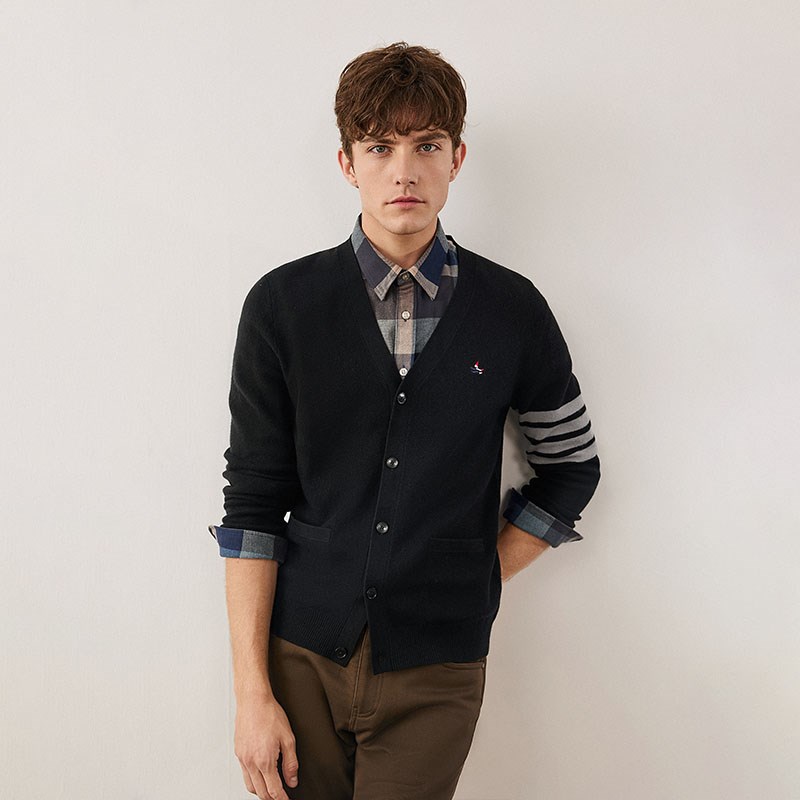 Navigare意大利小帆船黑色时尚V领毛衣男秋冬款休闲针织开衫外套