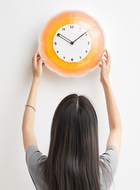 EMITDOOG泡泡气球挂钟免打孔客厅装饰品钟表立体桌面摆件电视柜