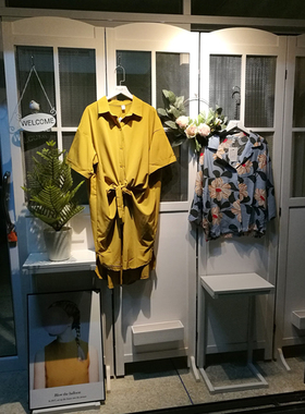 田园网红复古折叠屏风实木玄关隔断花架橱窗镂空服装店落地式摆件