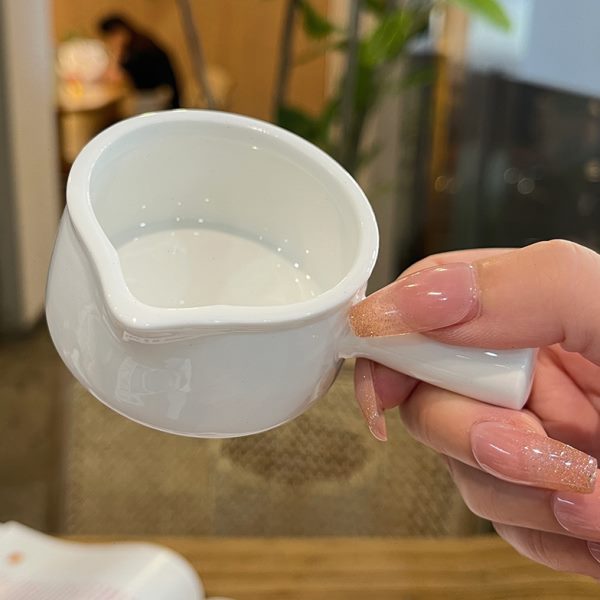 日式陶瓷带把迷你小奶锅小奶壶奶杯奶罐带手柄奶盅酱料碟咖啡器具