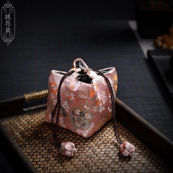 高档主人杯袋布袋单杯袋子大号建站袋中式织锦加棉加厚抽绳束口袋,餐饮具,杯套,淘宝优惠券,粉丝福利购,淘宝优惠卷