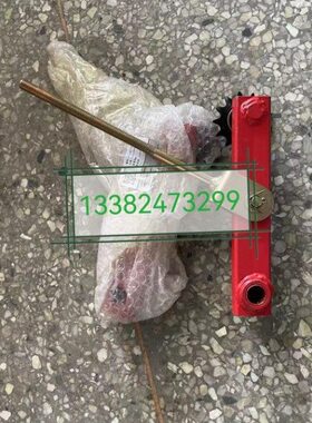 潍柴雷沃RG70领航履带收割机配件输送朝张紧装配总成