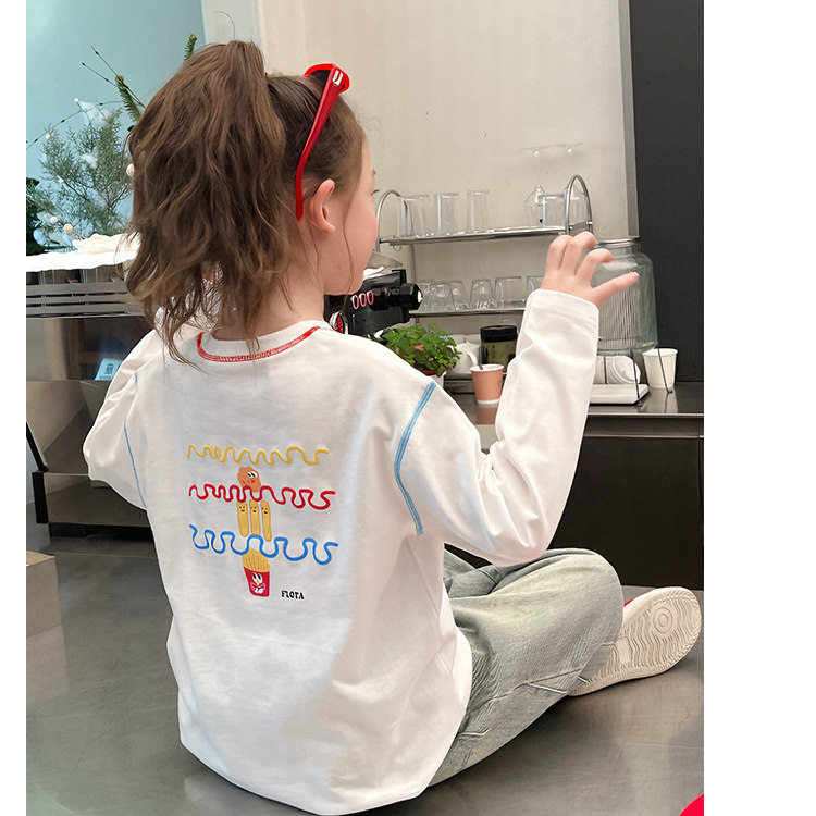 童装潮搭白色圆领女童洋气炸街长袖打底T恤儿童上衣春装秋季新款