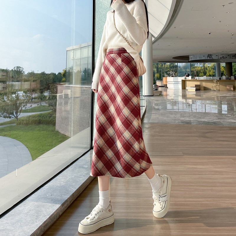 毛呢格子半身裙女秋冬2024新款高腰修身显瘦a字中长款开叉包臀裙