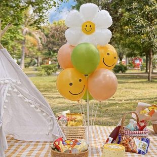 饰品 宝宝太阳花生日户外网红儿童场景布置餐桌拍照道具野飘气球装