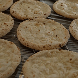 意大利披萨山姆窑炉那不勒斯披萨拿坡里比萨匹萨半成品饼胚