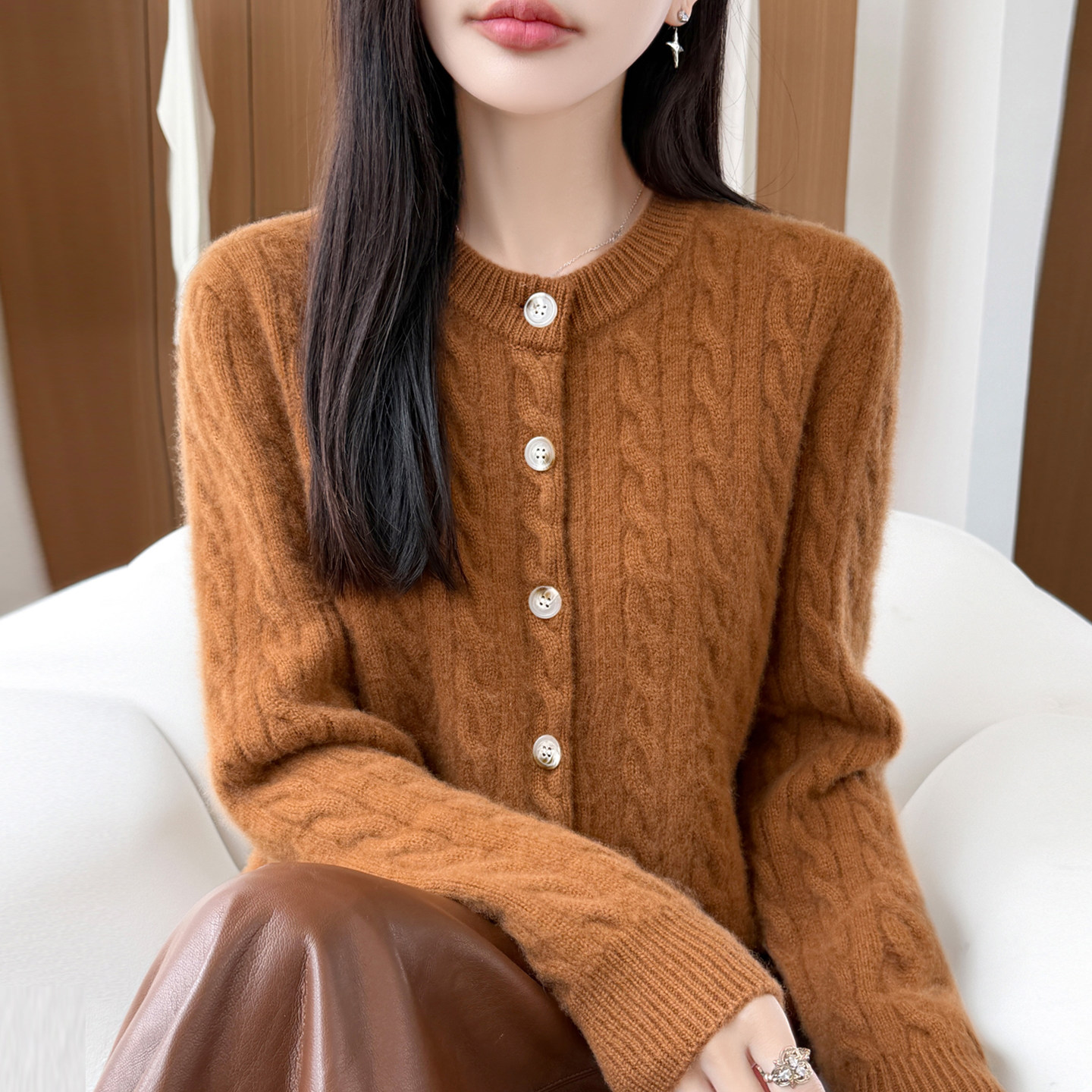 2026新款100纯羊毛纯色秋季大码针织开衫外套女洋气上衣秋冬毛衣