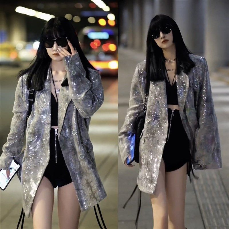 2024亮片小西服秋季行走的目光收割机银灰色亮片西装外套女中长款,女装/女士精品,西装,淘宝优惠券,粉丝福利购,淘宝优惠卷