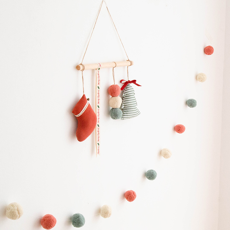 圣诞节挂件纯棉手工布艺袜子圣诞树挂饰节日场景氛围布置壁挂装饰