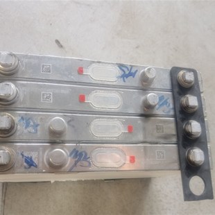 比亚迪拆机电池3.2v25a启动电池高倍率电芯
