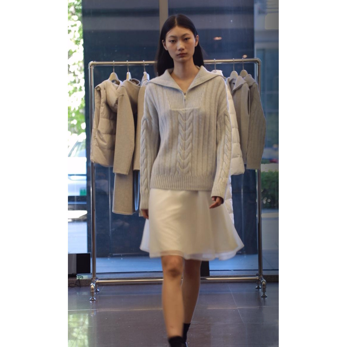 CAGLIARI EXCHANGE/卡利亚里落肩绞花套头衫4011009