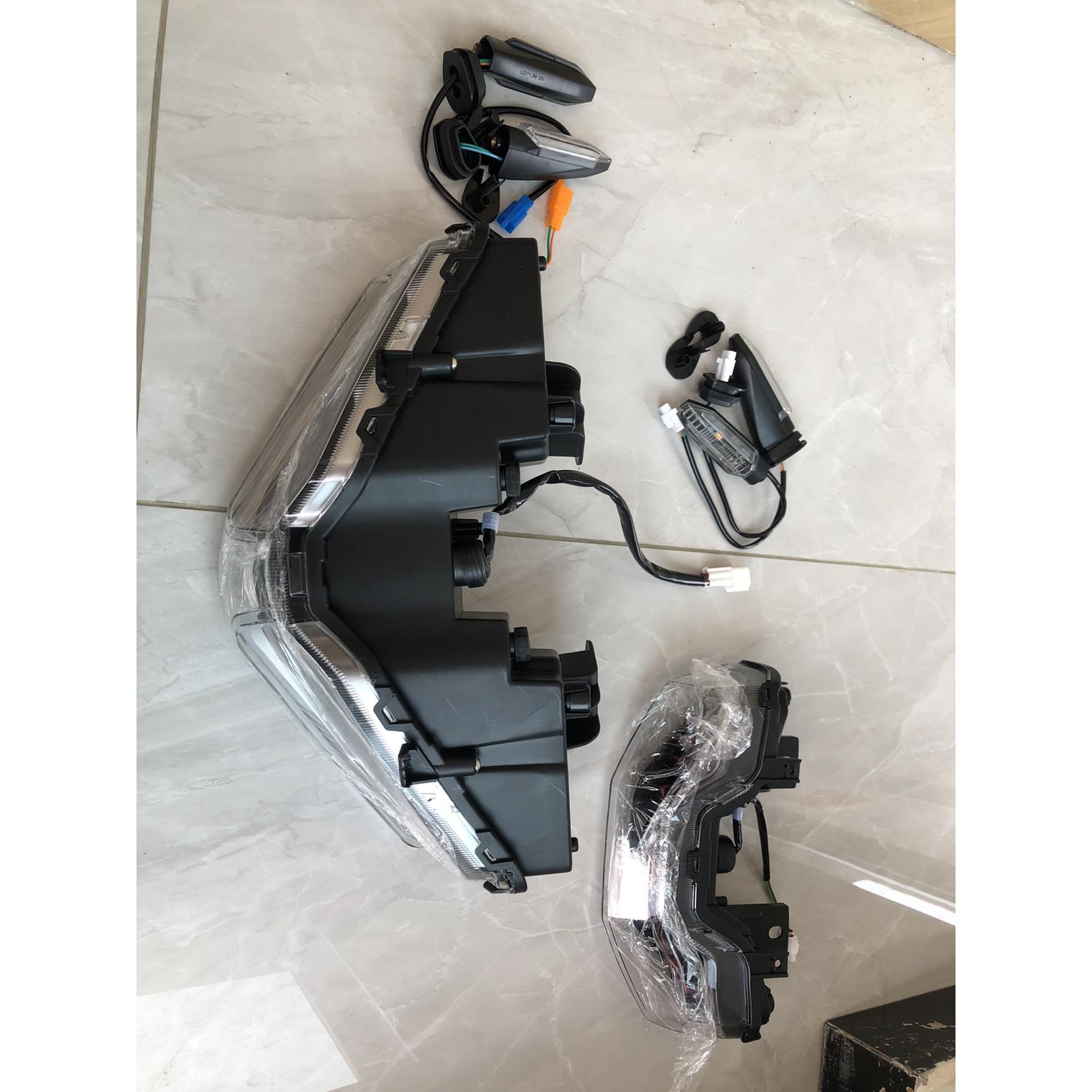 布雷斯通摩托车大灯总成极宙ADV150摩托车大灯LED灯具远光灯 一体