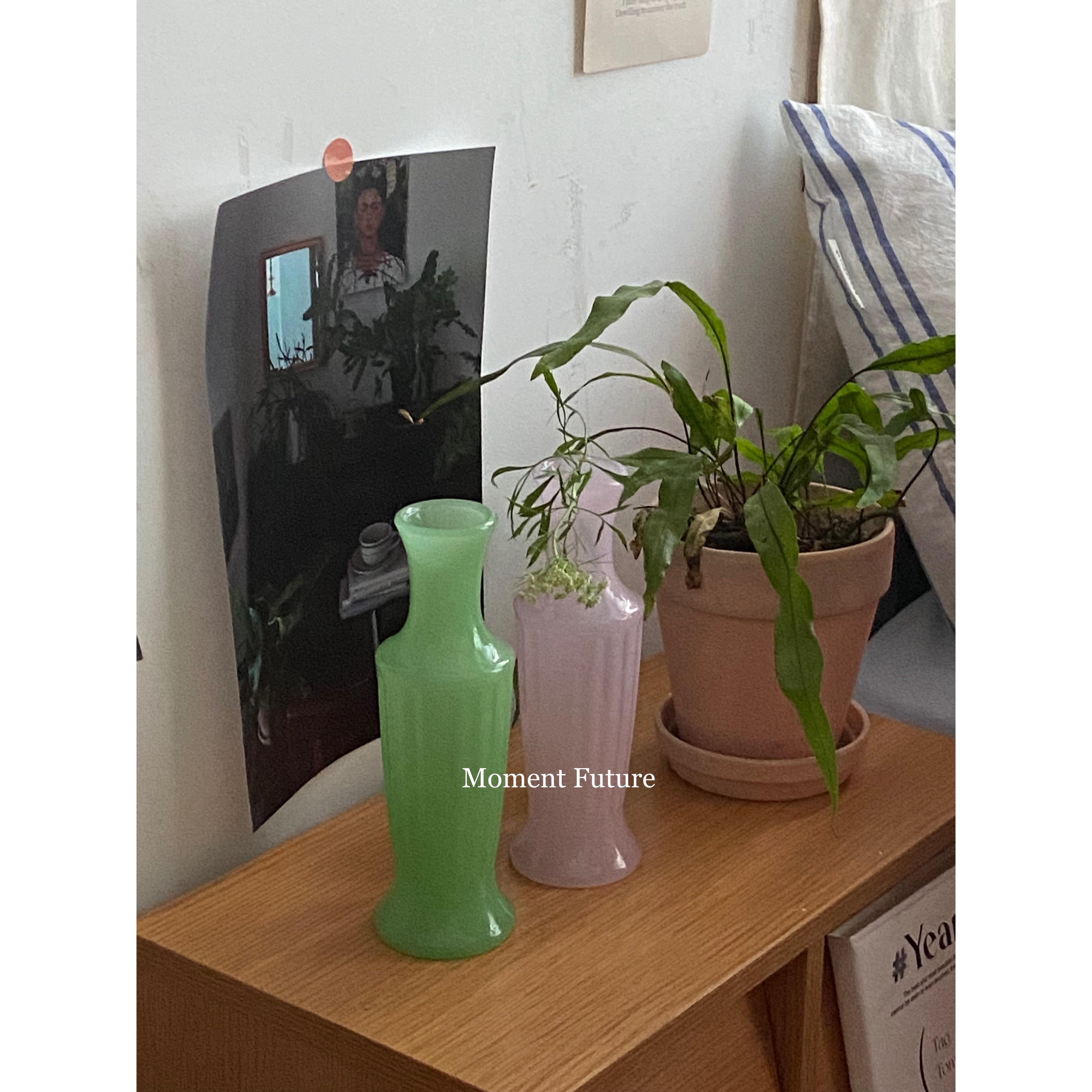 Moment Future中古风复古奶绿花瓶插花玻璃容器简约有质感温润粉