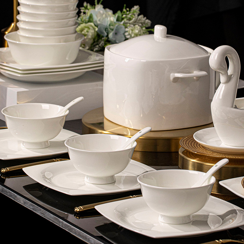 碗碟套装家用2024新款景德镇餐具套装纯白釉下彩碗盘碗筷盘子乔迁