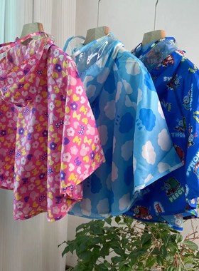 9135日单男女童雨衣防水防风卡通雨披 薄款