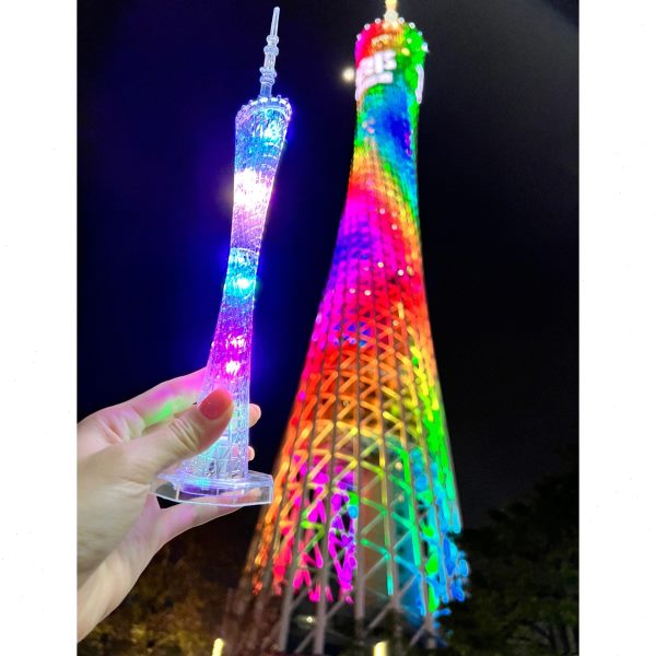 儿童年会模型节广州发光小礼物东方明珠塔塔上海礼品纪念品小蛮腰