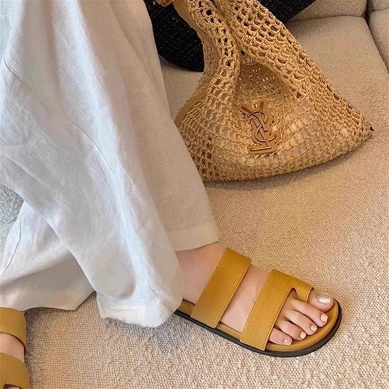 踩屎感~黄色套趾平底拖鞋女夏外穿夹趾凉拖一R字带女式厚底凉鞋子