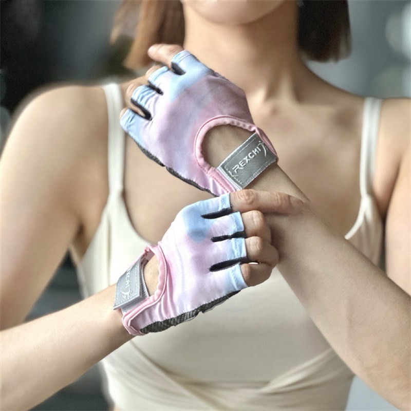 瑜伽健身手套女防滑防起茧骑行引体向上壶铃训练单杠撸铁护掌