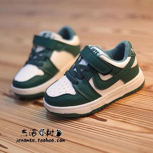 宝宝小白鞋男1-2-3岁软底冬季加绒二棉鞋女宝板鞋保暖中小童鞋子