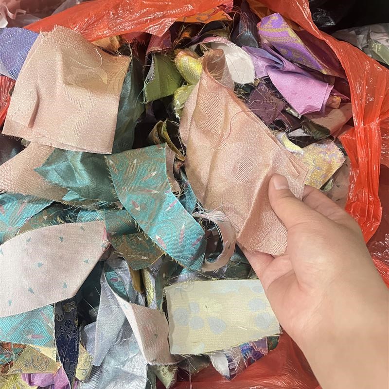 宋锦碎布边角料香云纱蜀锦云锦等小片刀口1斤不挑款式随机