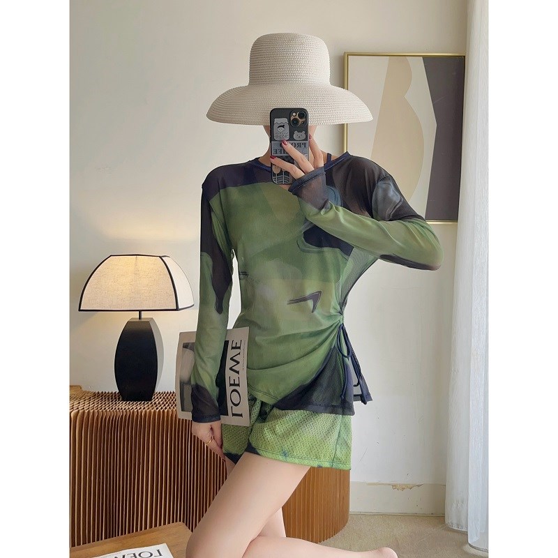 高级感运动风晕染遮肚显瘦长袖泳衣女微胖女孩小胸保守温泉罩衫