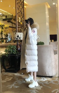冬季 白鹅绒 羽绒服女过膝2021年新款 宽松加厚长款 穿上身无一物