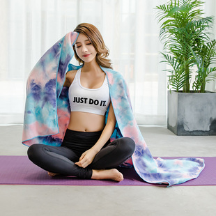 2020新款瑜伽铺巾防滑女吸汗毛巾瑜伽垫巾硅胶颗粒瑜伽毯加宽包边