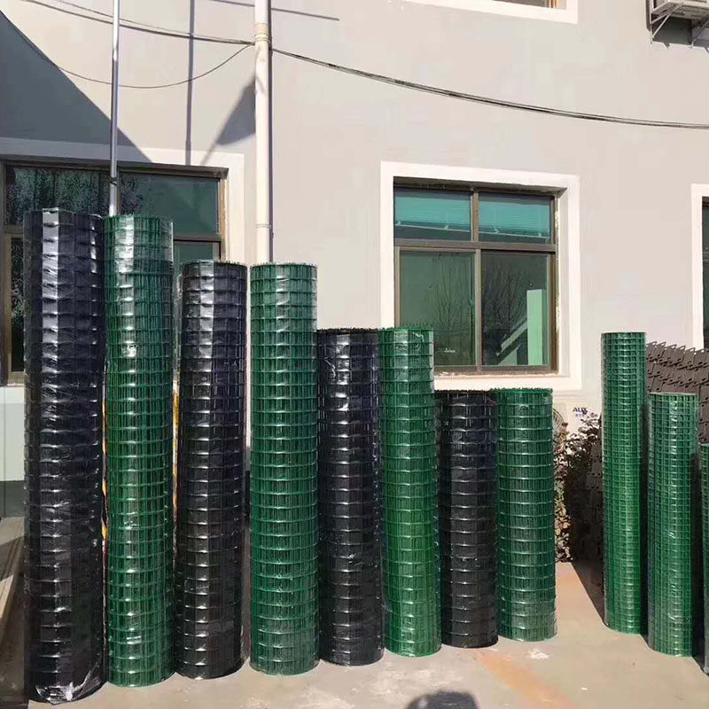 养鸡铁丝网防锈铁网养殖网栏v鸡鸭围栏网钢丝网圈地网栅栏铁丝网