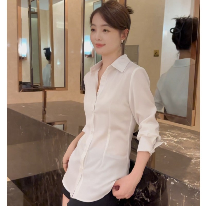 白色丝绸微弹衬衫女长袖抗w皱通勤上班免烫高级感叠穿好漂亮衬衣
