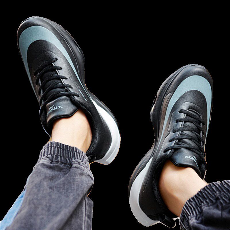 秋季跑鞋男皮面防水中学生运动鞋减震跑步鞋青少年运动男鞋超轻20