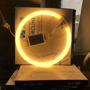 吸顶灯T6黄光环形灯管暖光三基色环形管2700K圆形管灯管22w32w40w