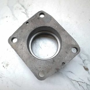 354 350 404A拖拉机配件变速箱二轴前轴承套 304 盐城黄海金马30