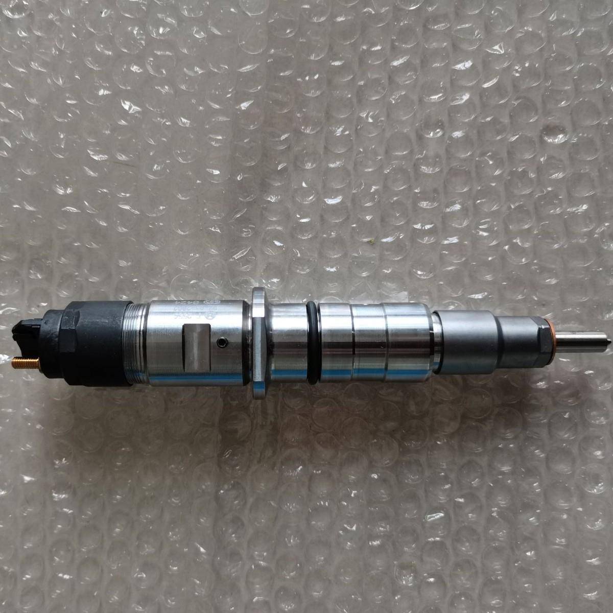 推土机D65EX-17喷油器6746-11-3100原厂原装