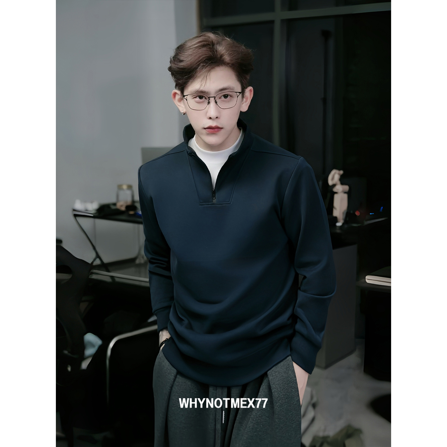 序77秋季新品纯色重磅半拉链立领套头简约卫衣男百搭户外打底衫