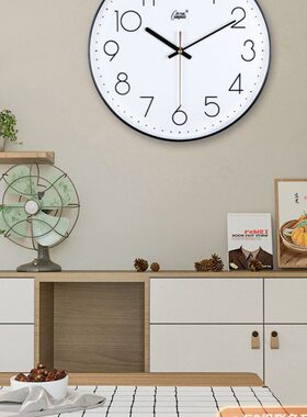 康巴丝客厅静音挂钟创意现代简约挂表北欧轻奢大气家用卧室石英钟