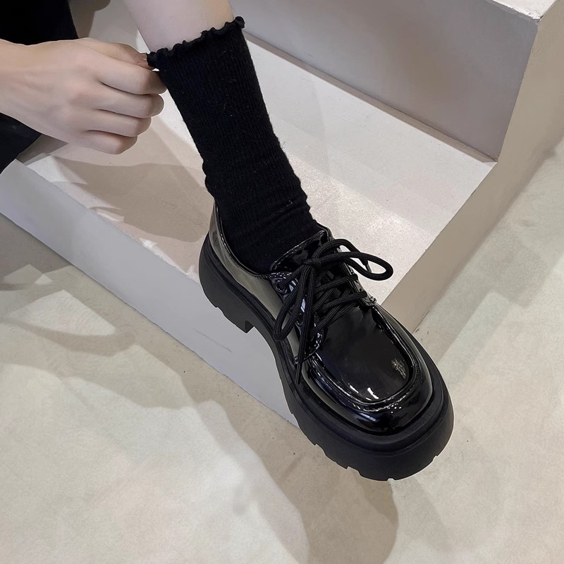 英伦风黑色小皮鞋女2026新款春季女鞋配裙子jk单鞋厚底乐福鞋小众