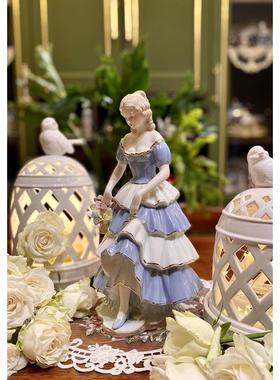 现代欧式家居简约人物装饰品客厅酒柜摆件陶瓷工艺品生日礼物新款