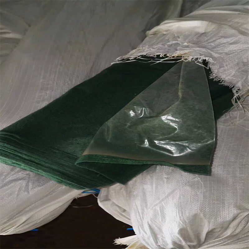 绿色防水土工布绿色一布一膜两布一膜复合土工膜防渗防潮膜盖土布