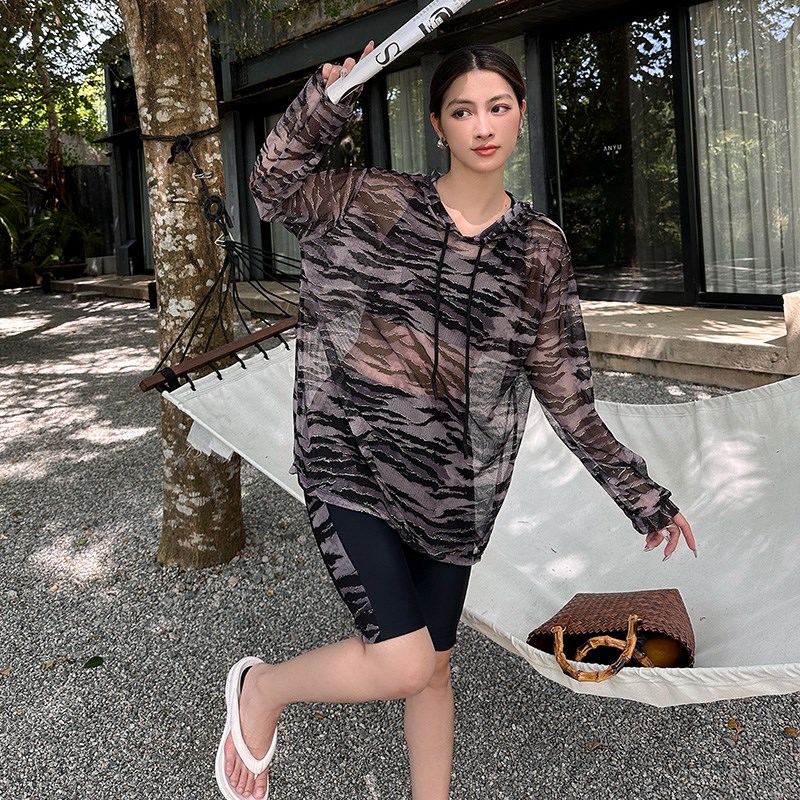 温泉泳衣女大码罩衫连帽成人微胖遮肉保守五分裤女士三件套游泳衣