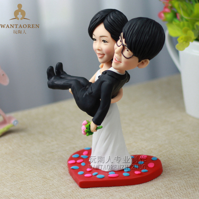 爱的抱抱-软陶人偶真人公仔来图定制diy泥塑雕塑真人陶偶泥人礼物