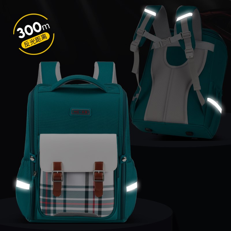 防泼水大容量1-3-6年级英伦小学生书包女超轻便儿童书包男双肩包