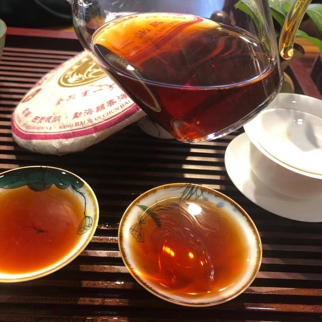 云南普洱茶熟茶饼 06年布朗原金孔雀一号 干仓陈年老茶 支持