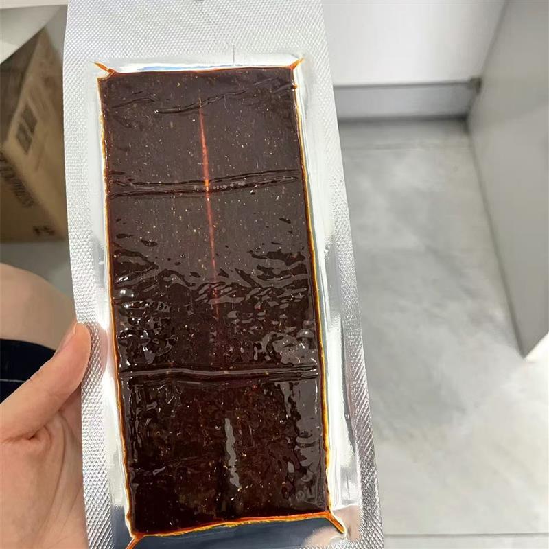 小鹏食品麻酱大辣片网红爆款怀旧零食辣条香辣追剧休闲解馋小吃