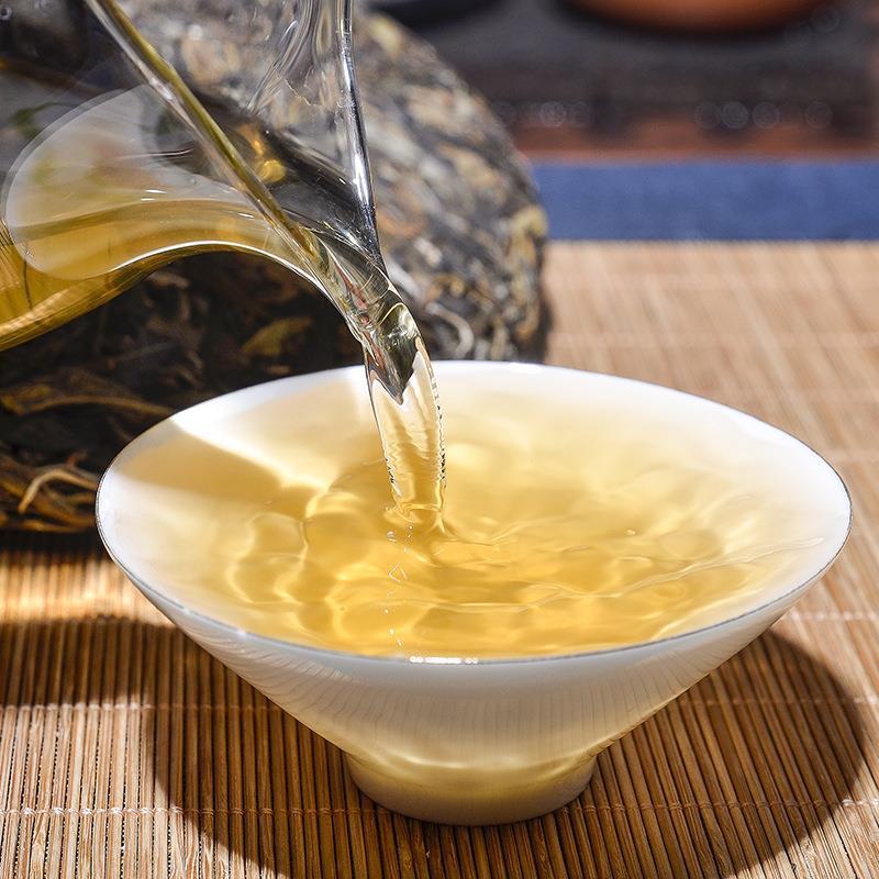 普洱茶生茶饼茶 班章王普洱茶生茶饼357g 普洱生茶饼 普洱饼茶