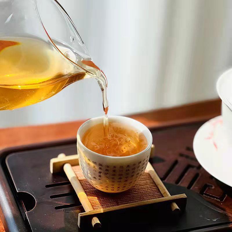 易武正山357g普洱茶饼 2012年云南易武陈年古树生普洱茶