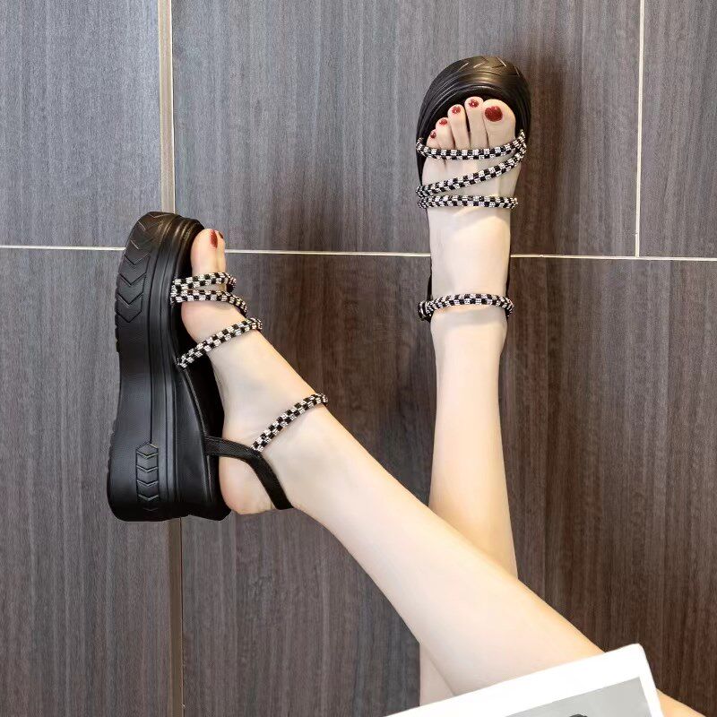 增高8厘米水钻凉鞋女2024新款露趾凉鞋厚底夏季坡V跟高跟百搭时尚