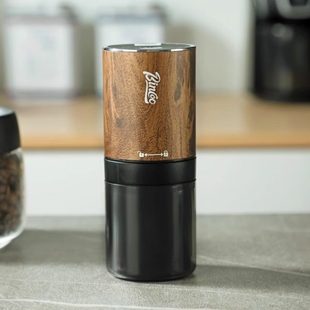 Bincoo电动磨豆机钢芯咖啡豆研磨器小型家用便携木纹磨粉咖啡器具