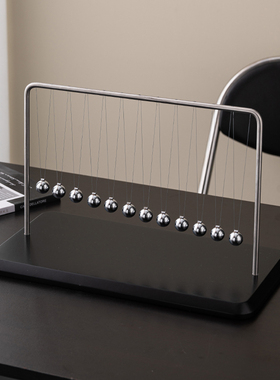 牛顿摆件撞球解压反重力摆球办公室桌面工位电视酒柜创意装饰品