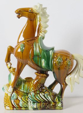 陶瓷马工艺品新中式马到成功客厅玄关生肖招财唐三彩马装饰摆件